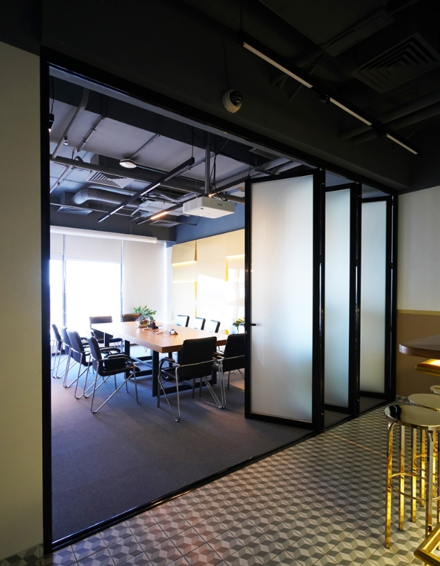 Раздвижные двери гармошка